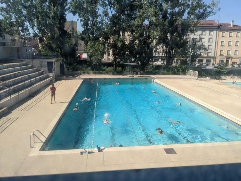 Renovated 2-Bed Apartment 2 Min From Lyon Oullins Exterior photo